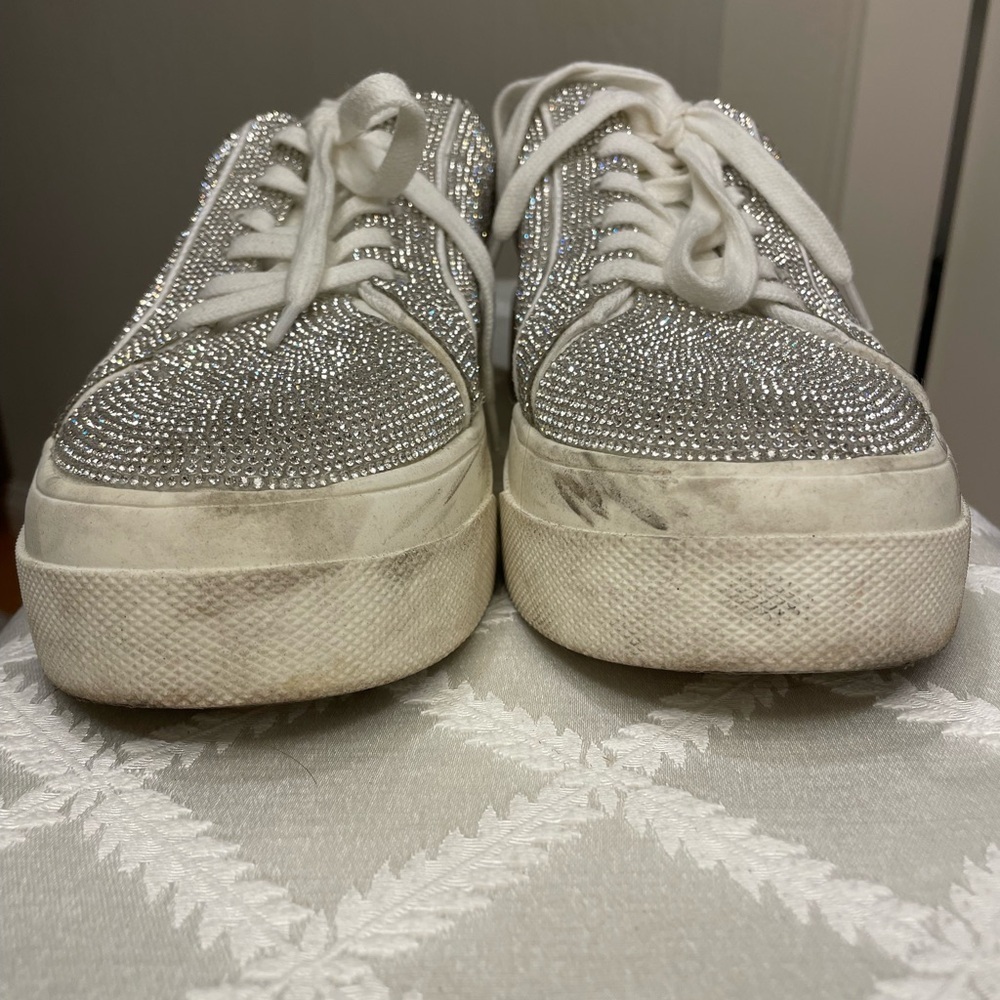 Jessica Simpson “Cherello” Size 8.5 White (Sparkly Silver) Tennis Shoes - Picture 5 of 7